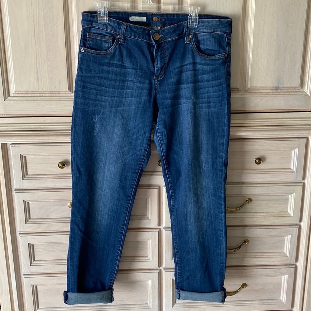 Kut From The Kloth boyfriend jeans.